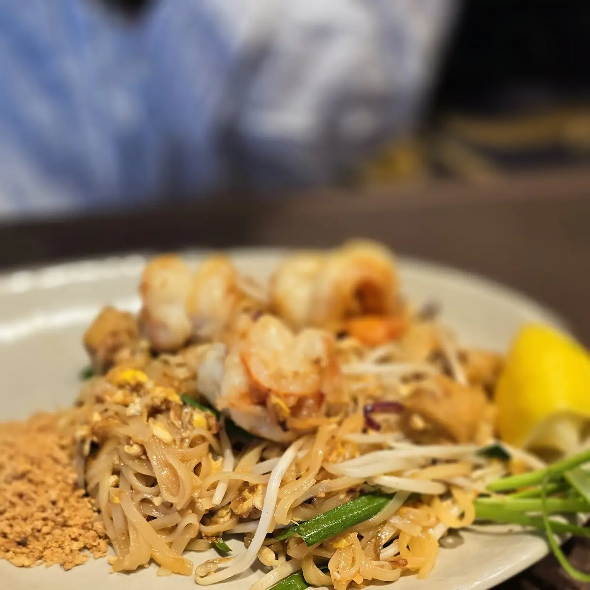 Phad Thai Goong - Gebratene Reisnudeln Mit Black Tiger Garnelen