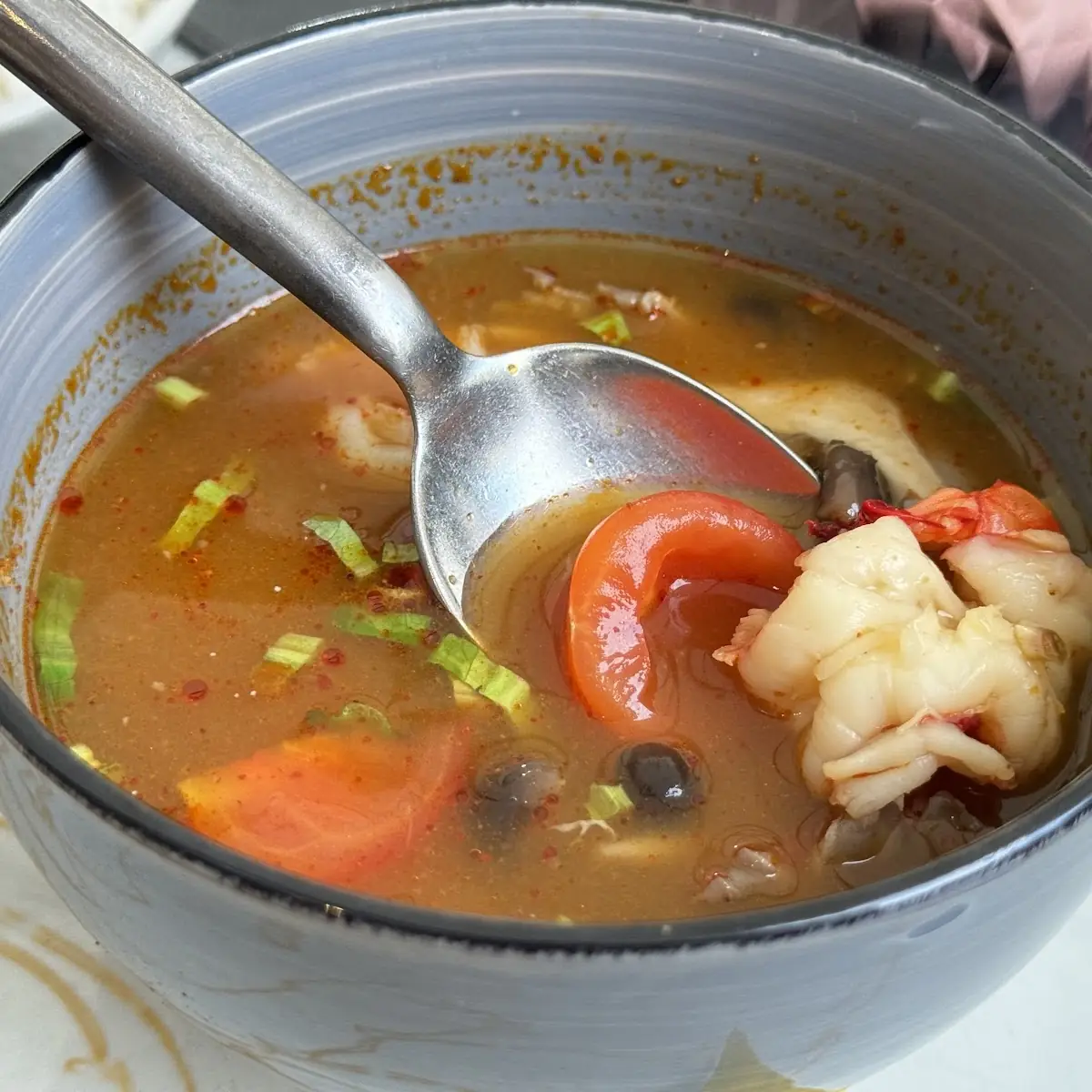 Tom Yam Goong - Zitronengrassuppe Mit Black Tiger Garnelen