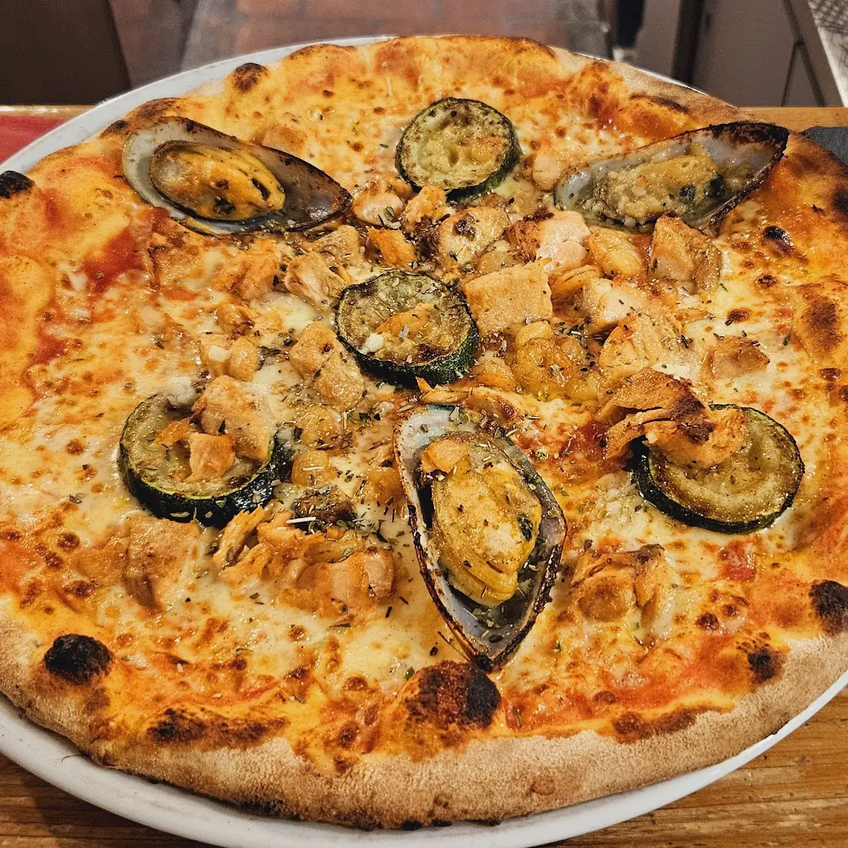 Chef Pizza Mit Wechselnden Frischen Belägen