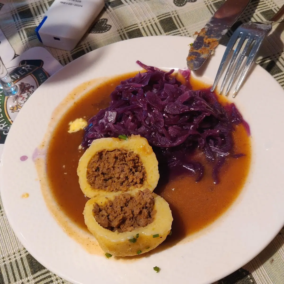 Wildknödel Mit Rotkraut