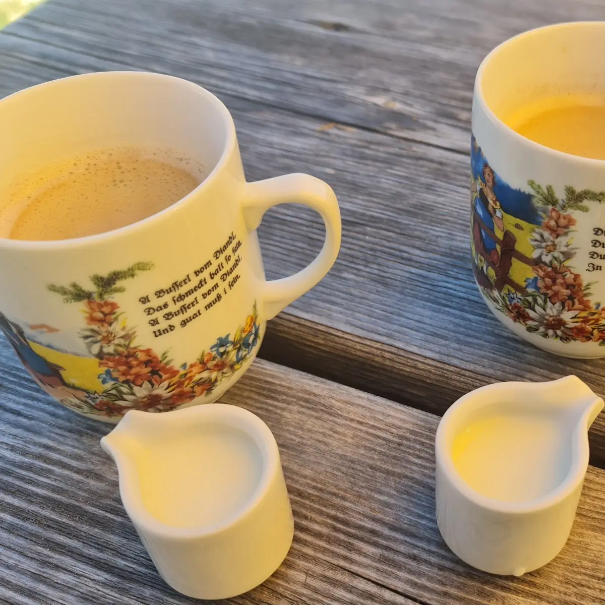 Haferl-kaffee Mit Almmilch