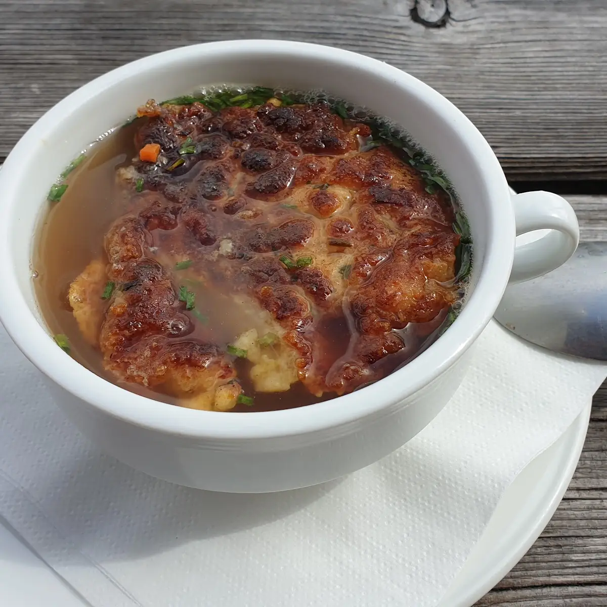 Kaspressknödelsuppe