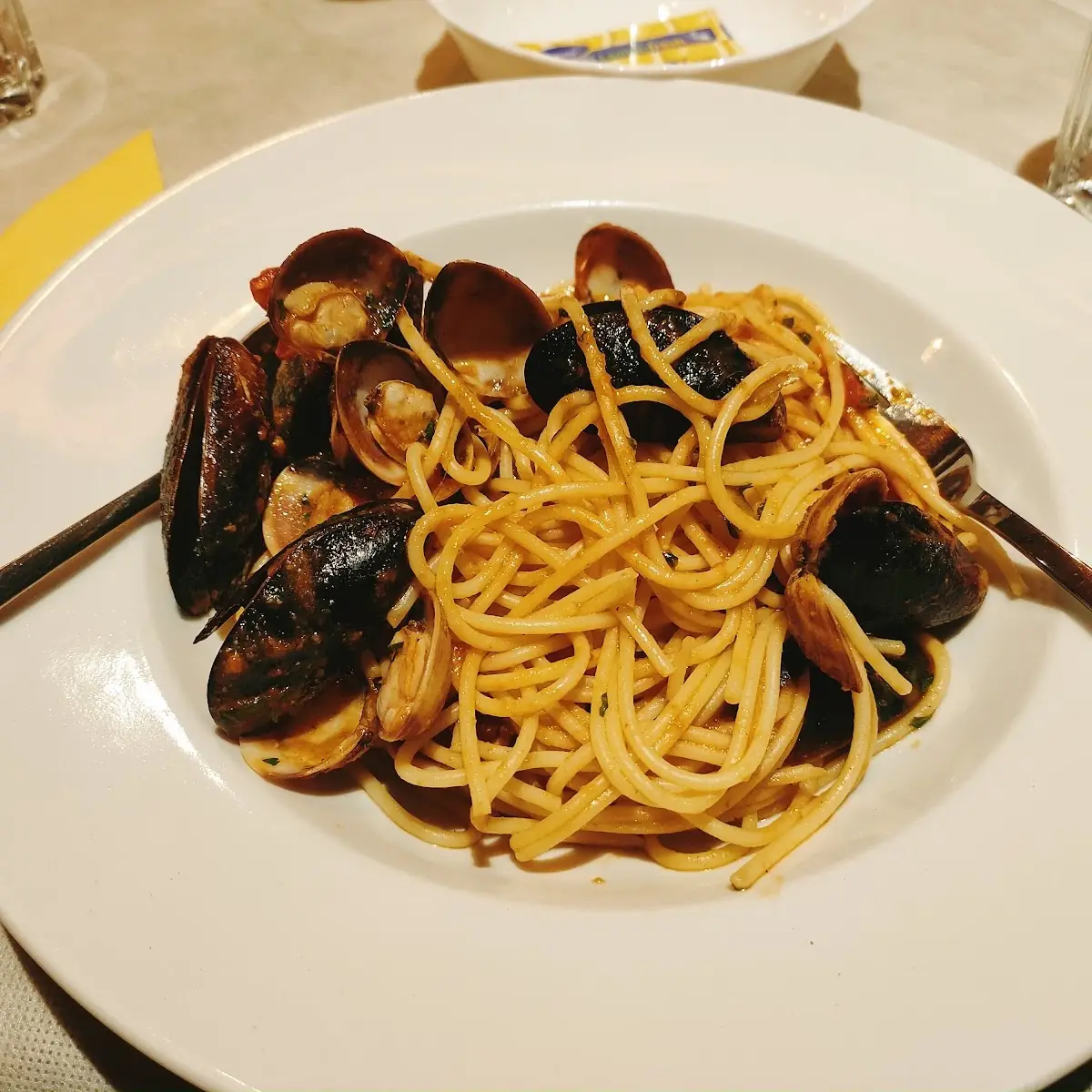 Spaghetti Con Cozze E Vongole