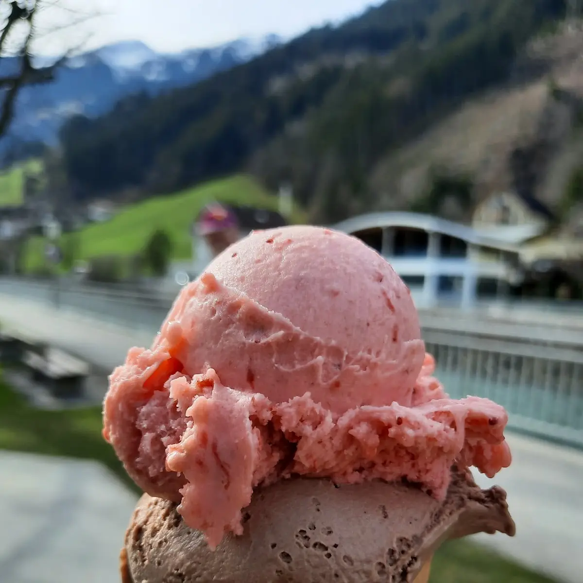 Schoko Und Erdbeereis