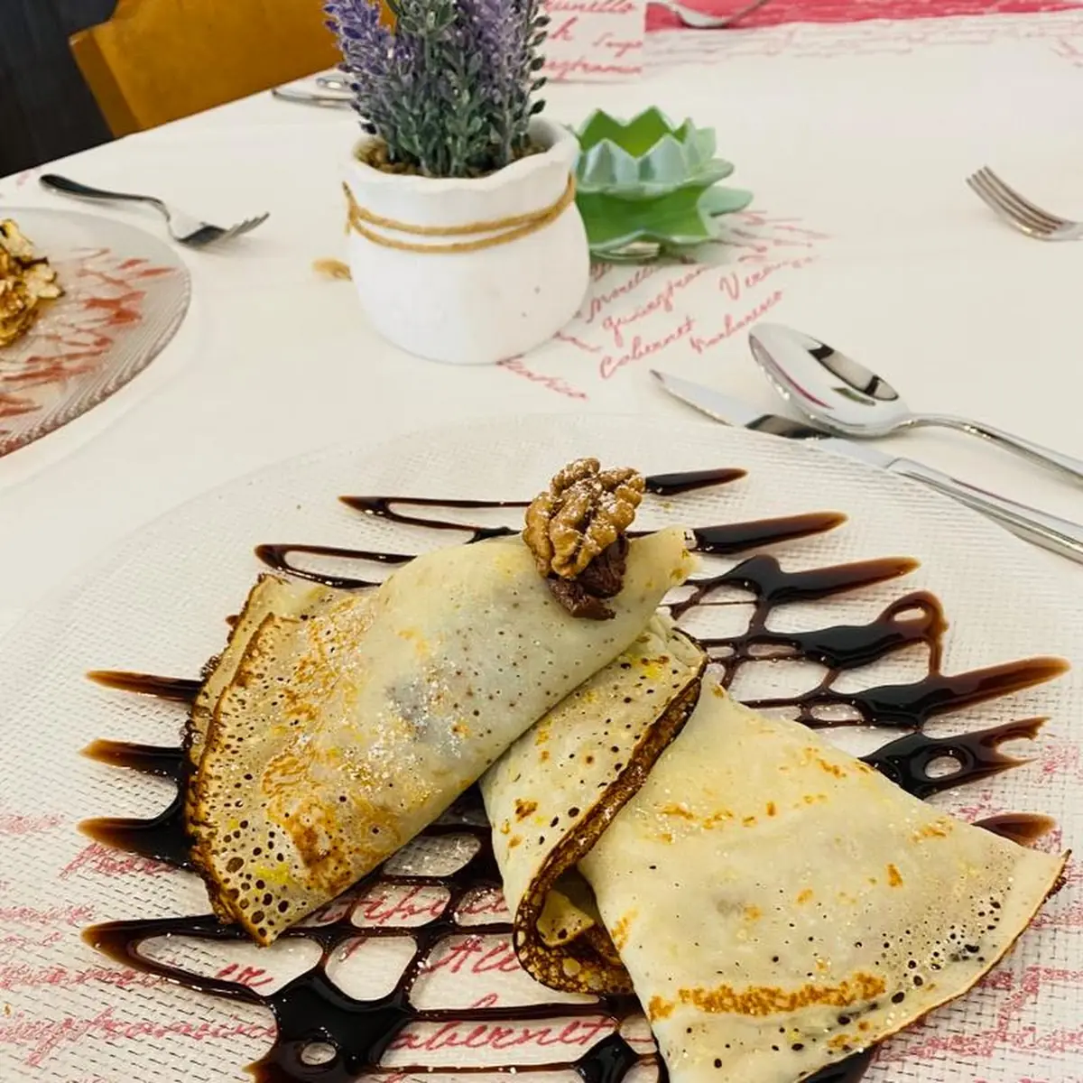 Palatschinken Nüsse