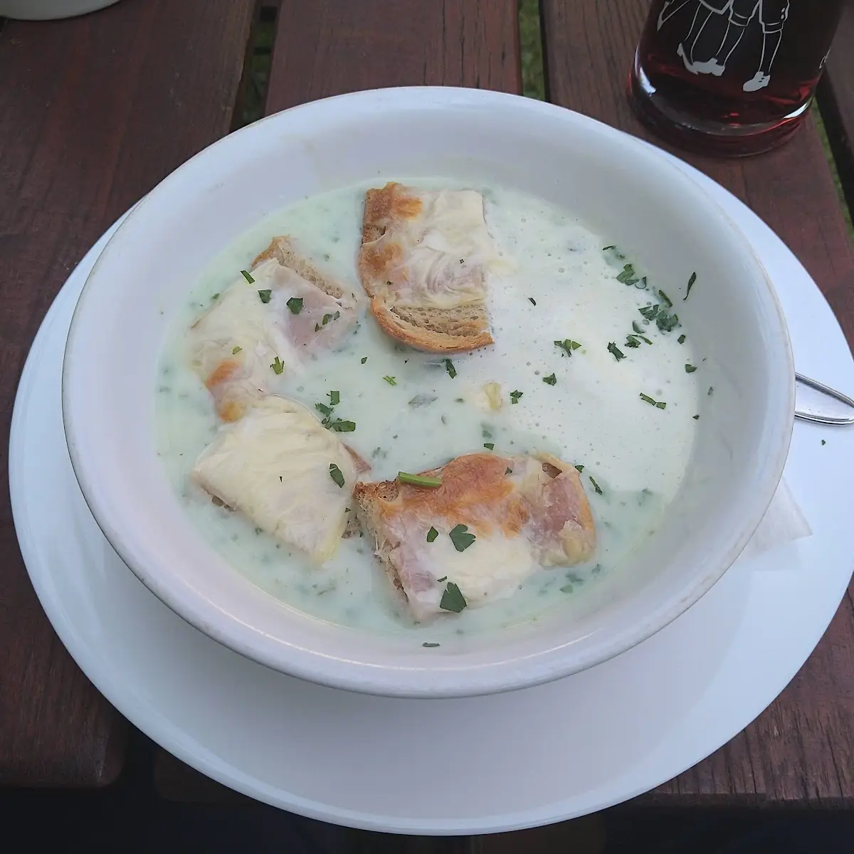 Bärlauch Suppe Mit Schinken Brot