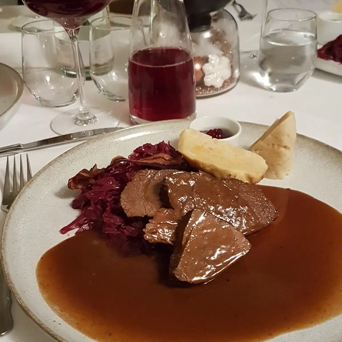 Geschmorter Hirschbraten