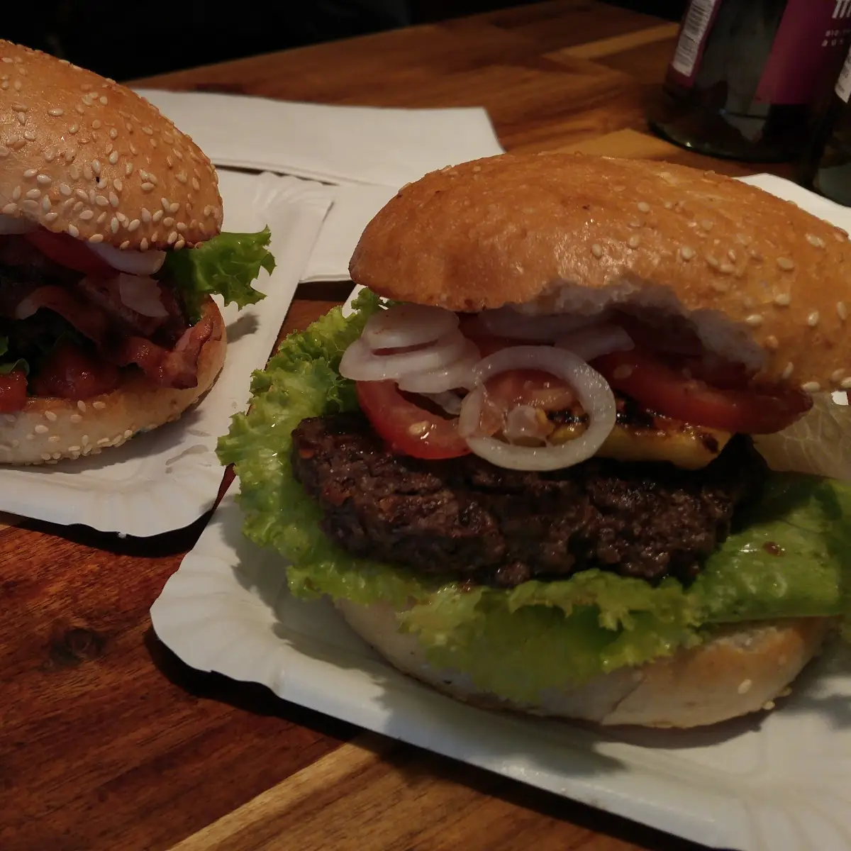 Bio BBQ Burger Mit Süßkartoffelpommes