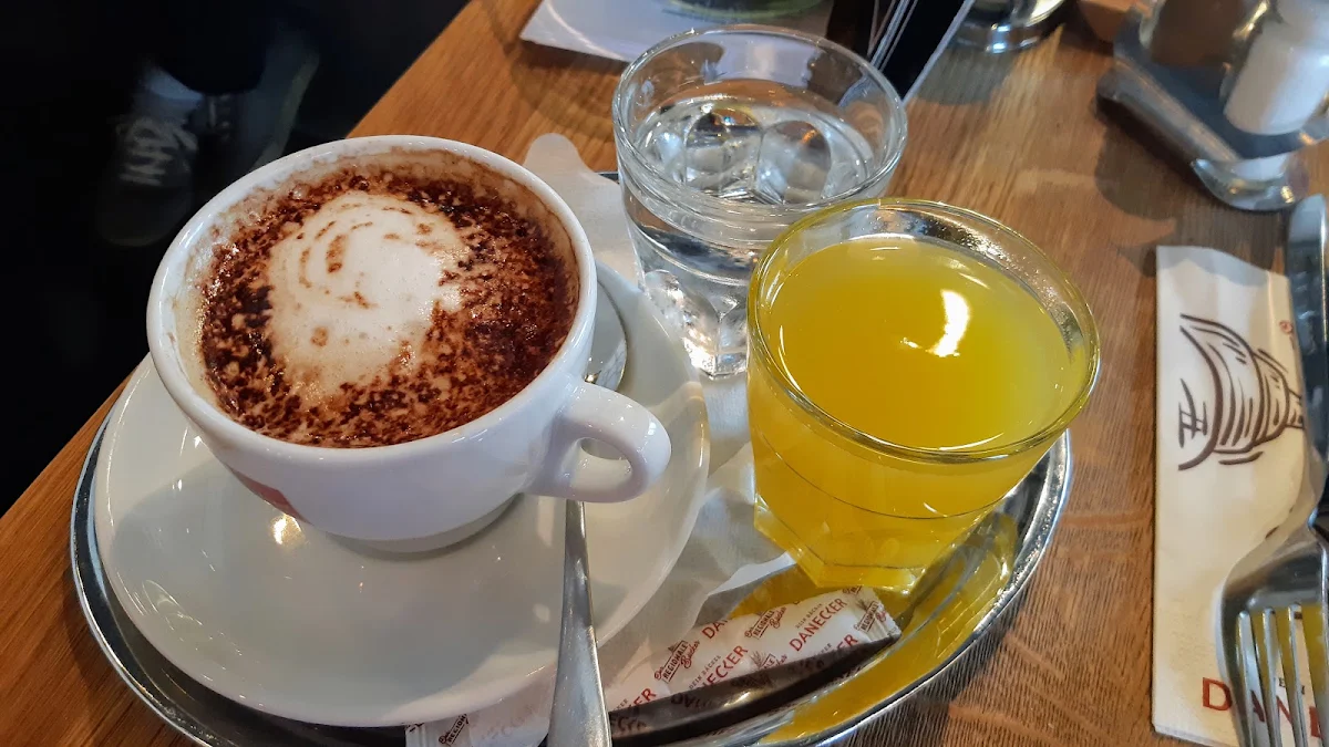 Cappuccino Zum Frühstück