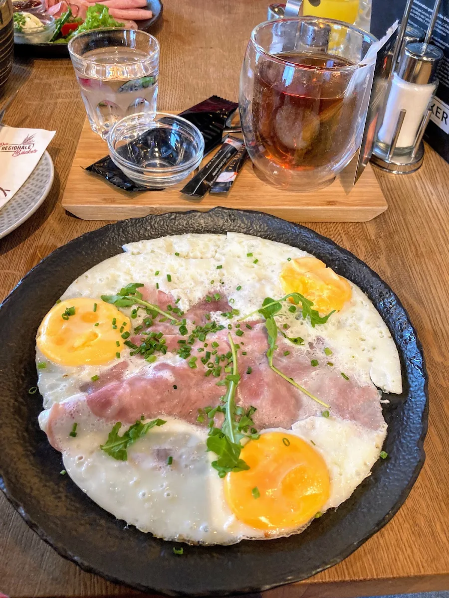 Ham &Eggs