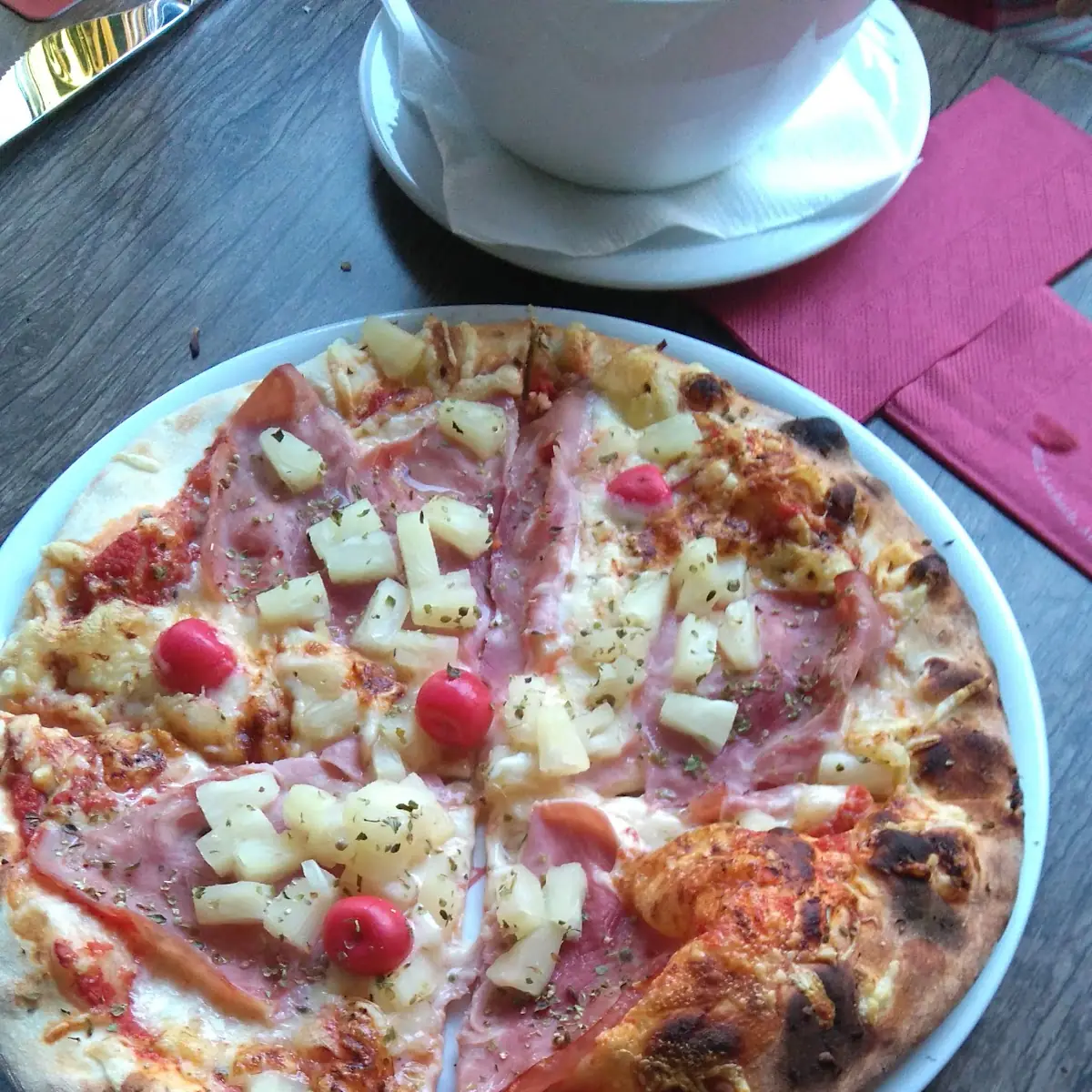Pizza Hawaii