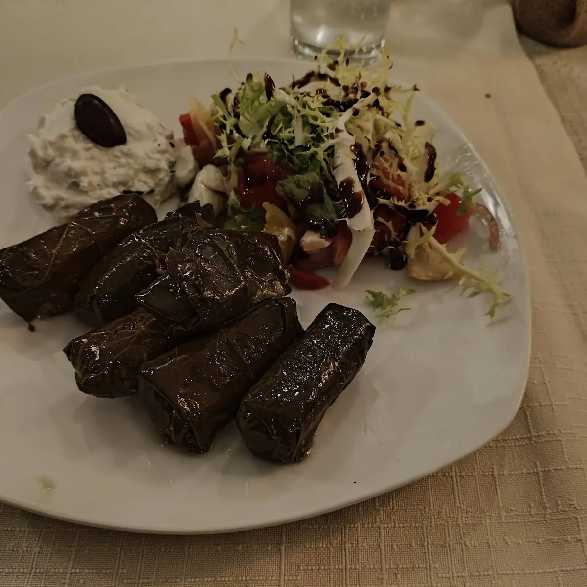 Gefüllte Weinblätter