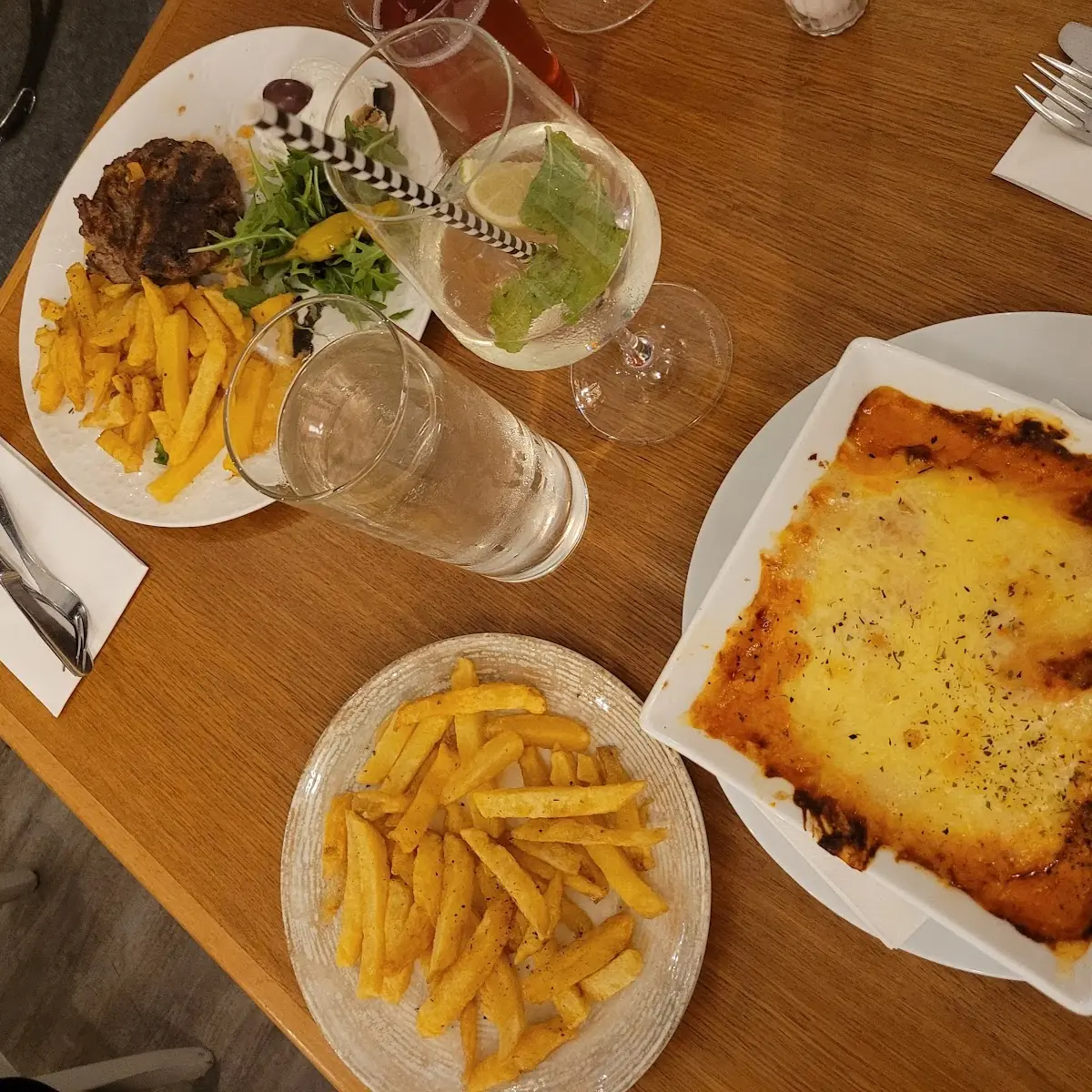 Gyros Metaxa