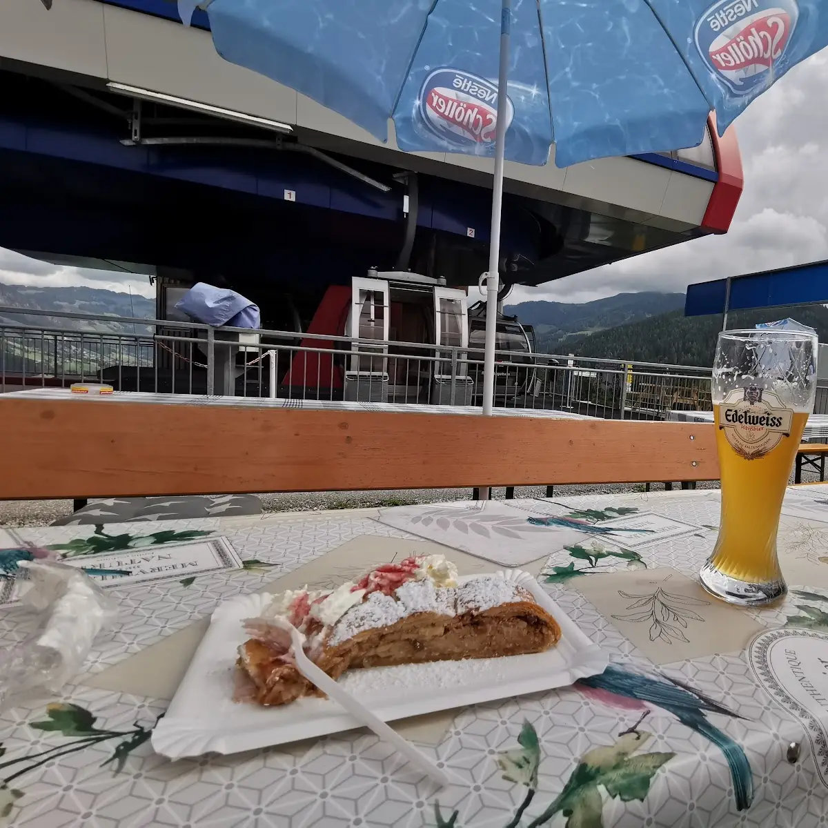 Apfelstrudel