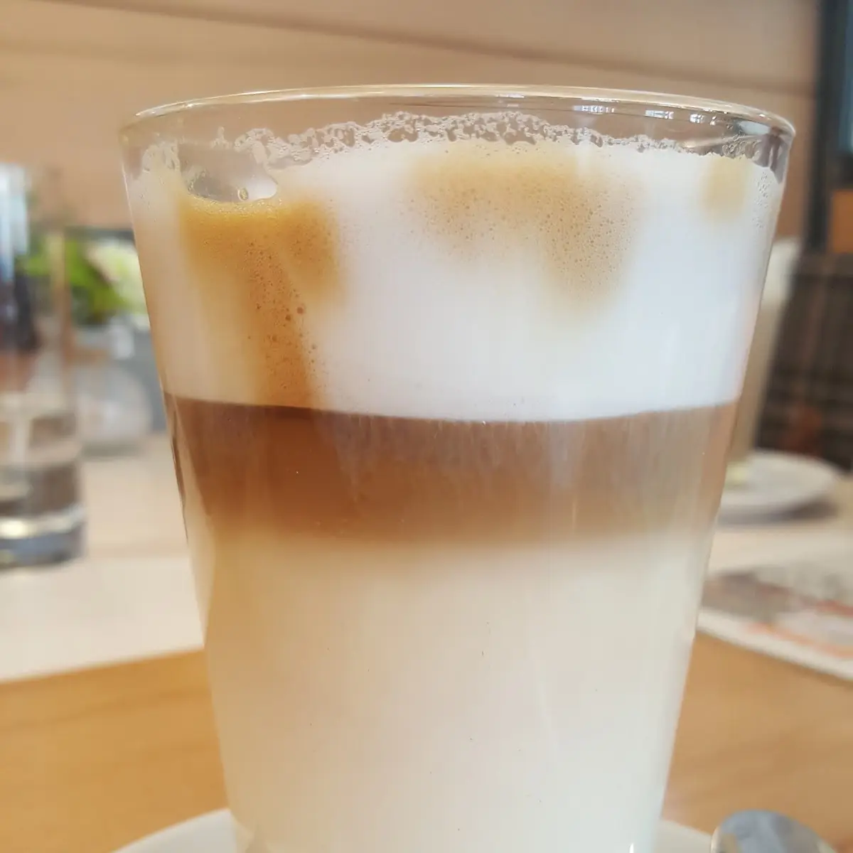 Caffe' Latte