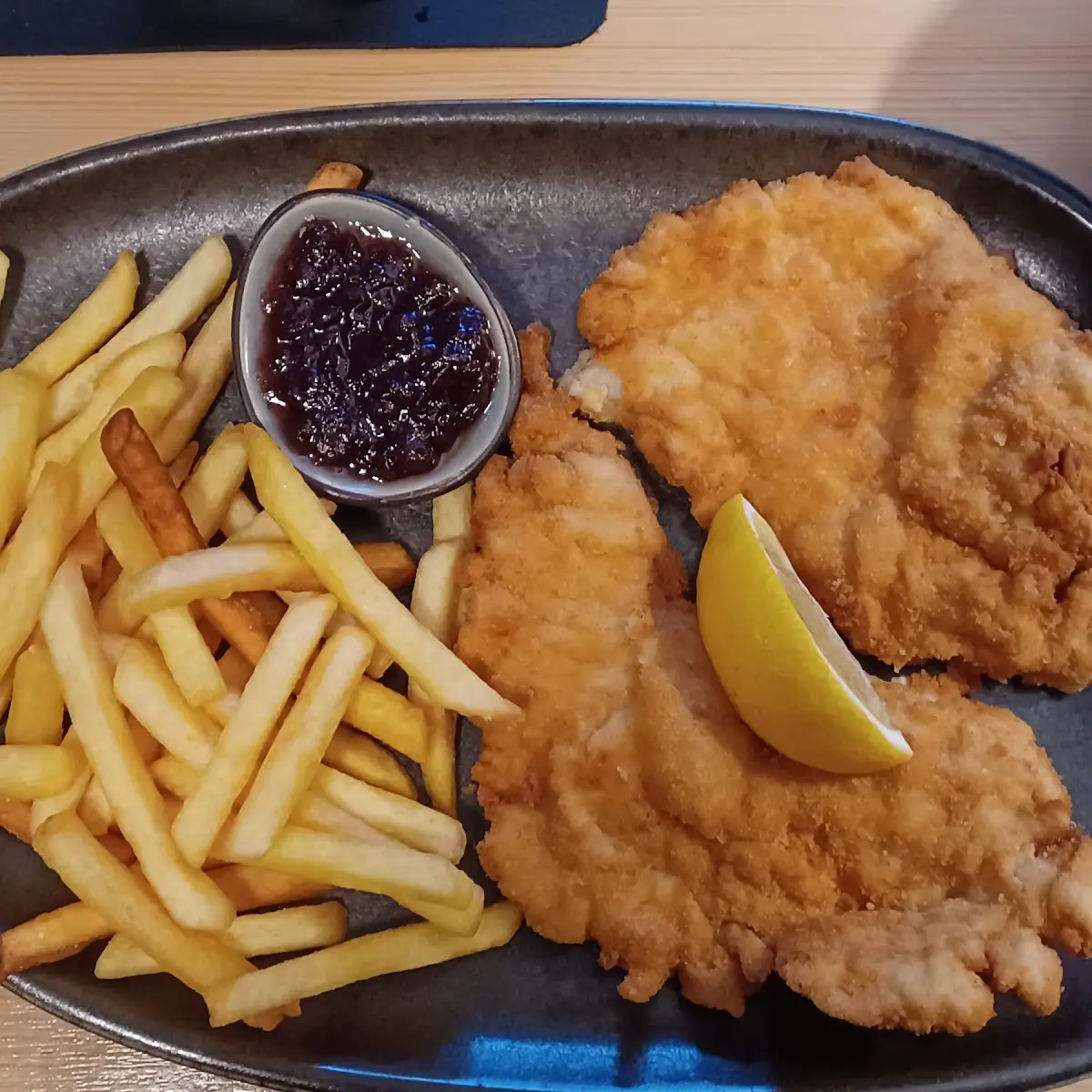Patat Met Schnitzel