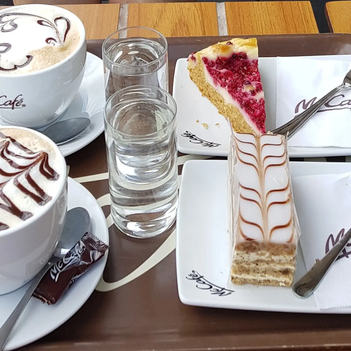 Verlängerter Mit Esterhazy Schnitte
