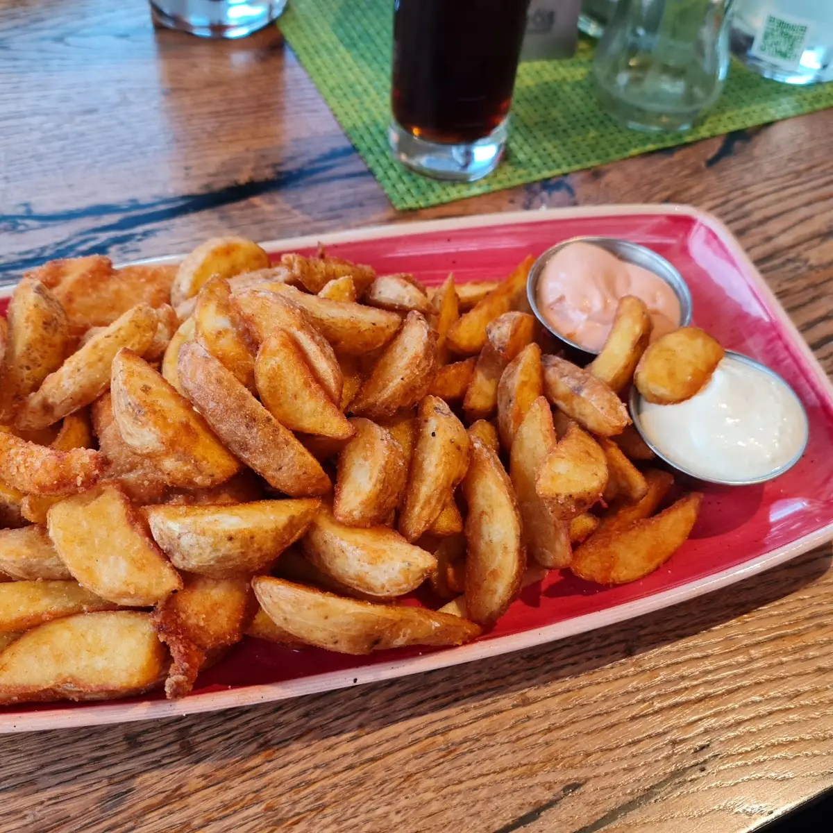 Wedges Mit Hühnernuggets