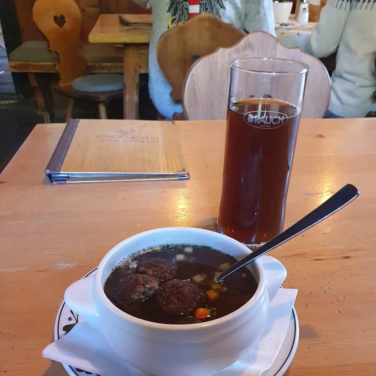 Leberknödelsuppe