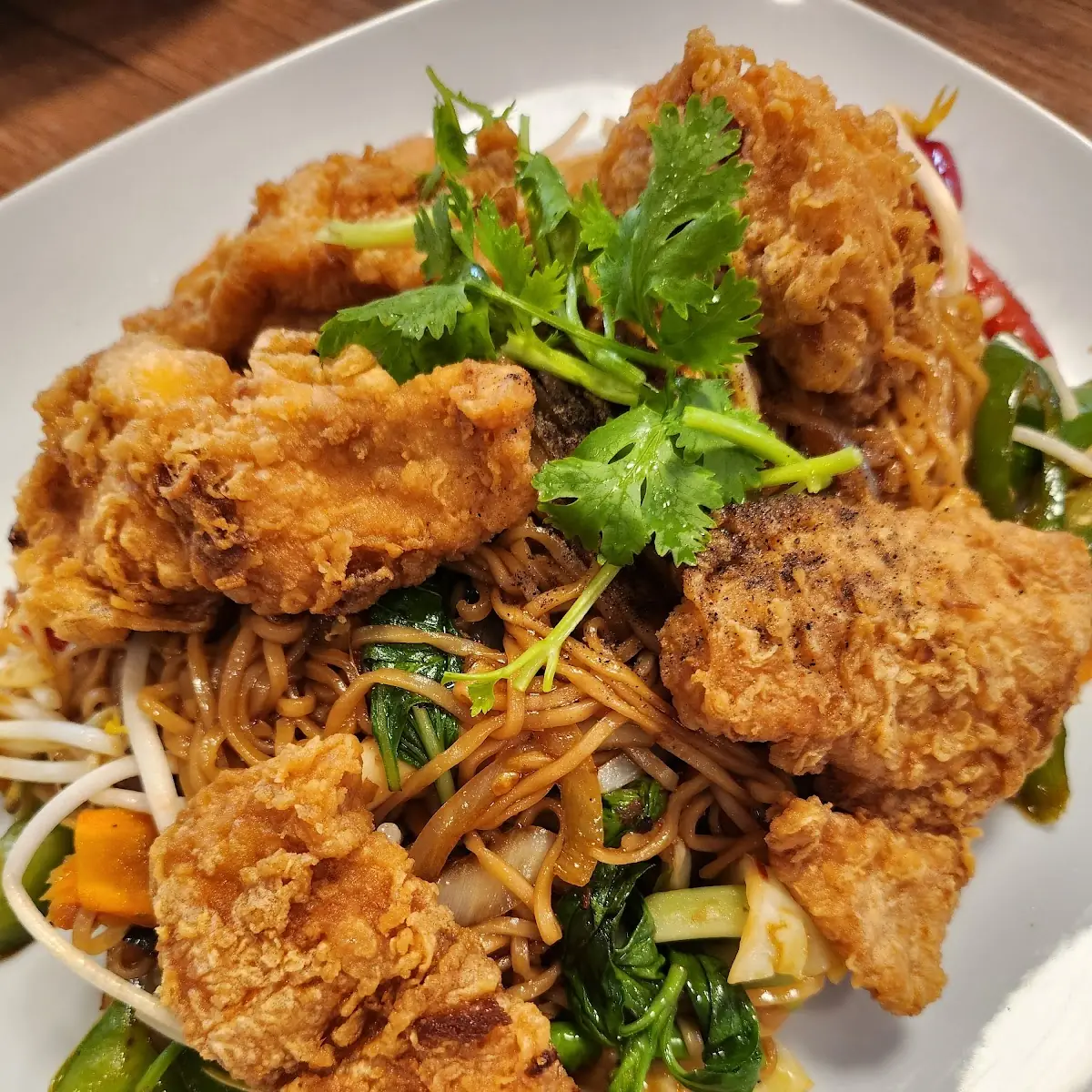 Ramen Noodles with Vegetables, Bangkok Thai Küche