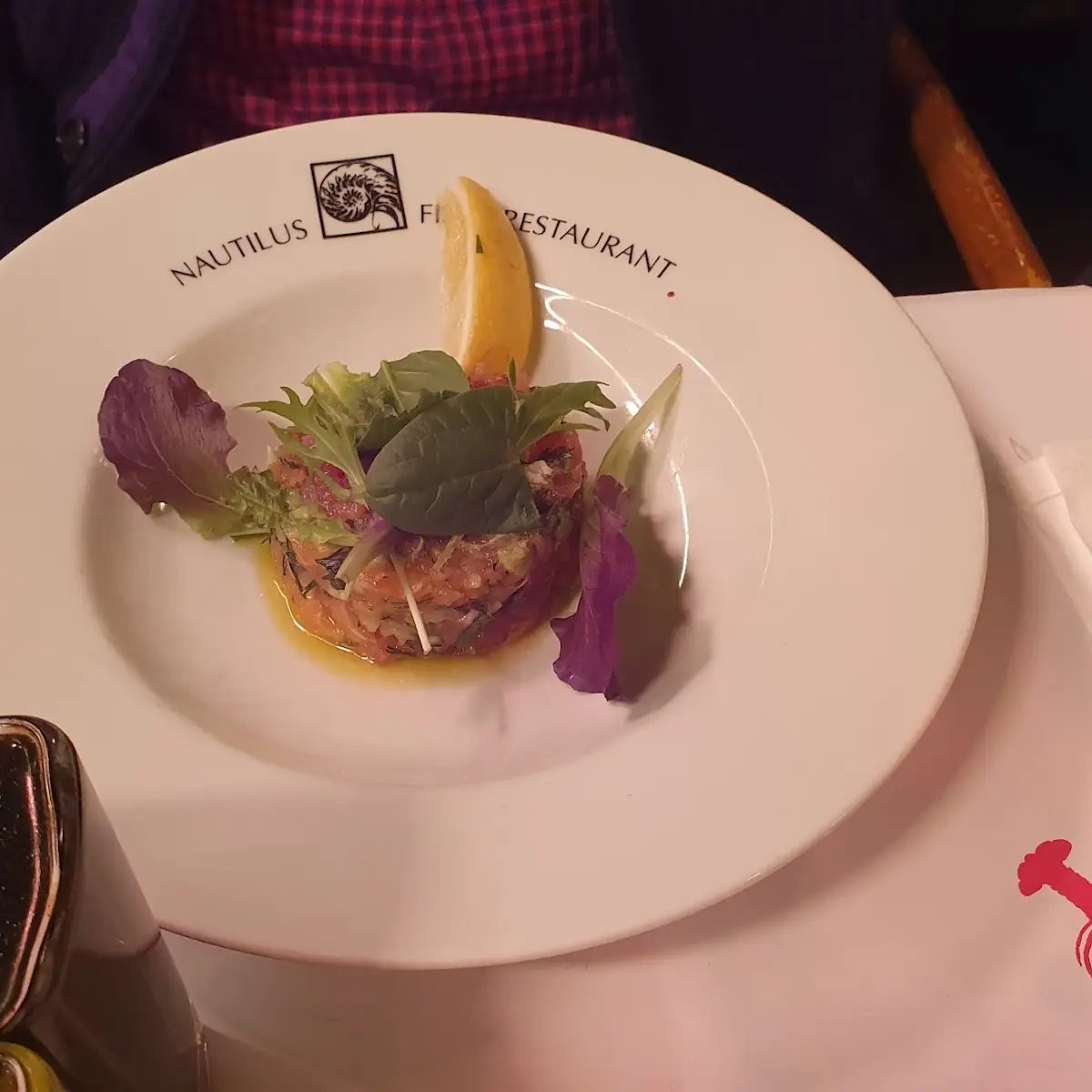 Thunfisch-tartar Mit Avocado