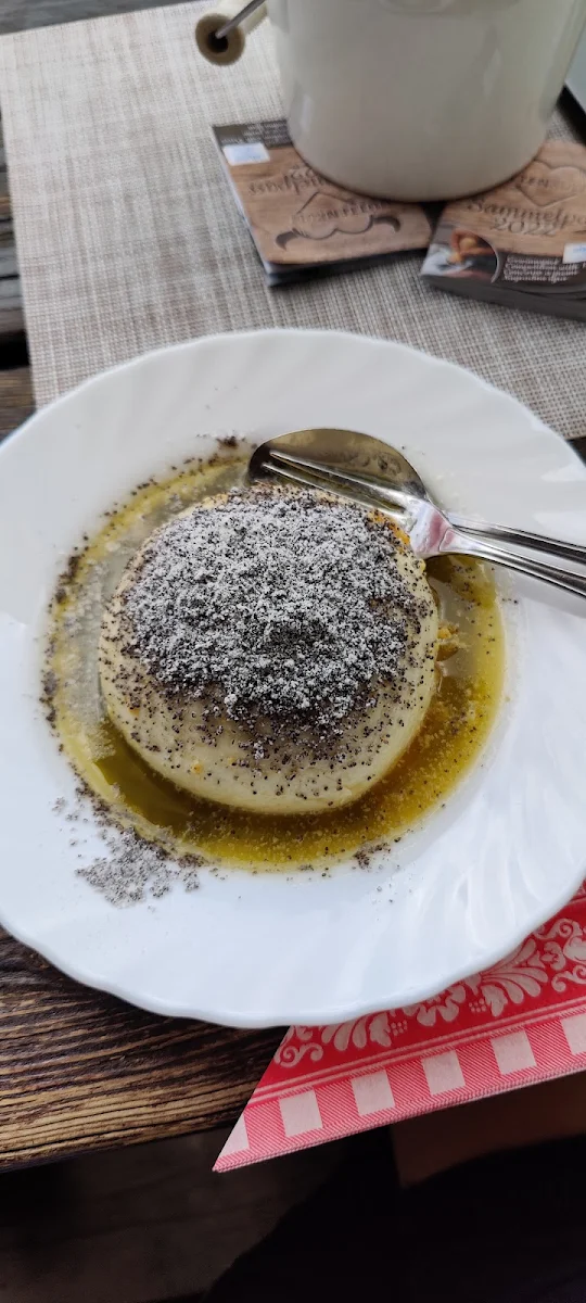 Germknödel Mit Butter Und Mohn