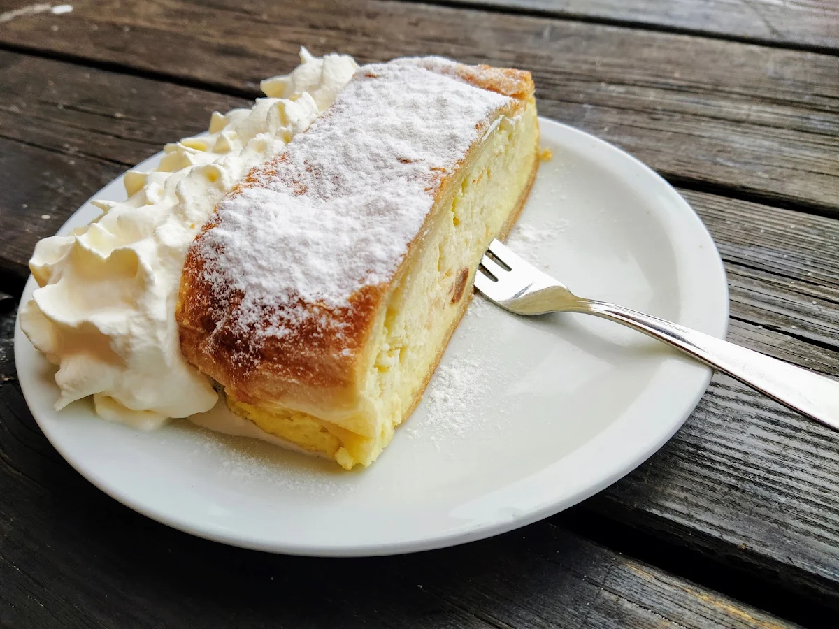Topfenstrudel
