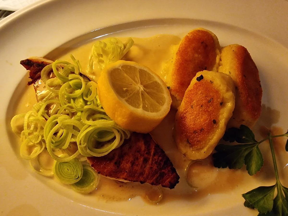 Gegrillter Stör
