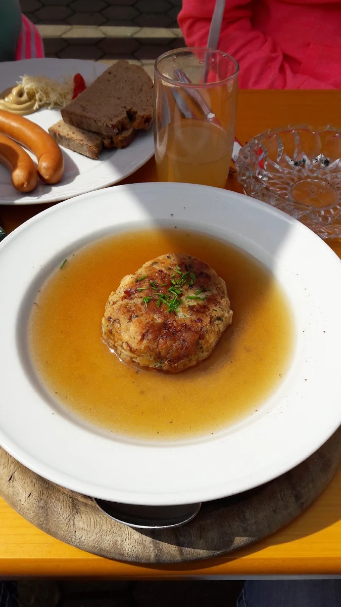 Brühe Mit Leberknödel