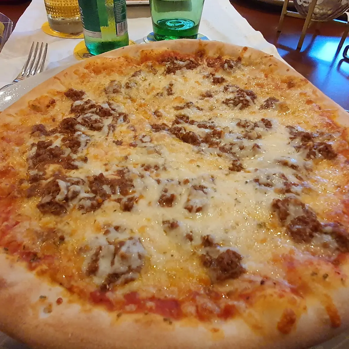 Pizza Bolognese