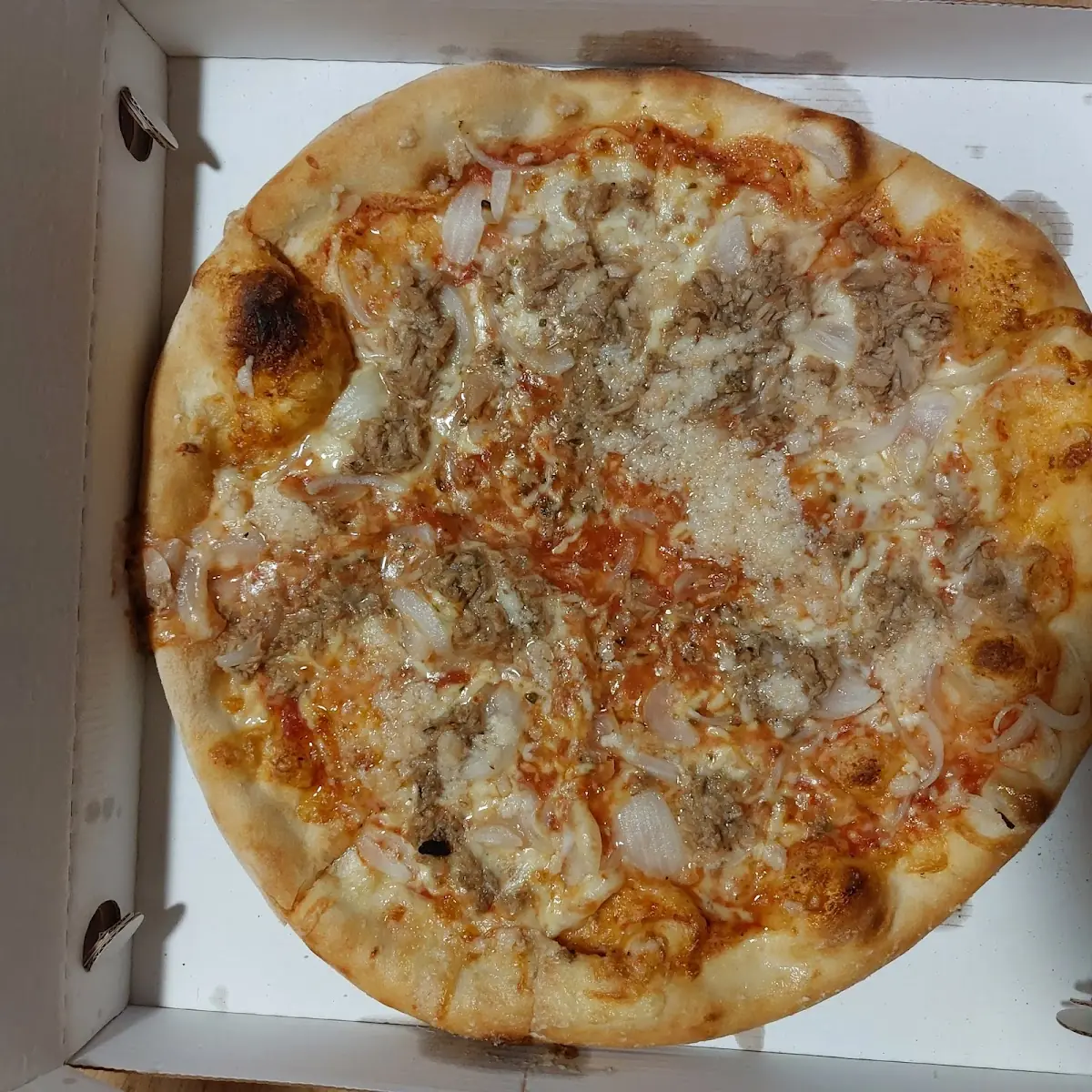 Pizza Tonno