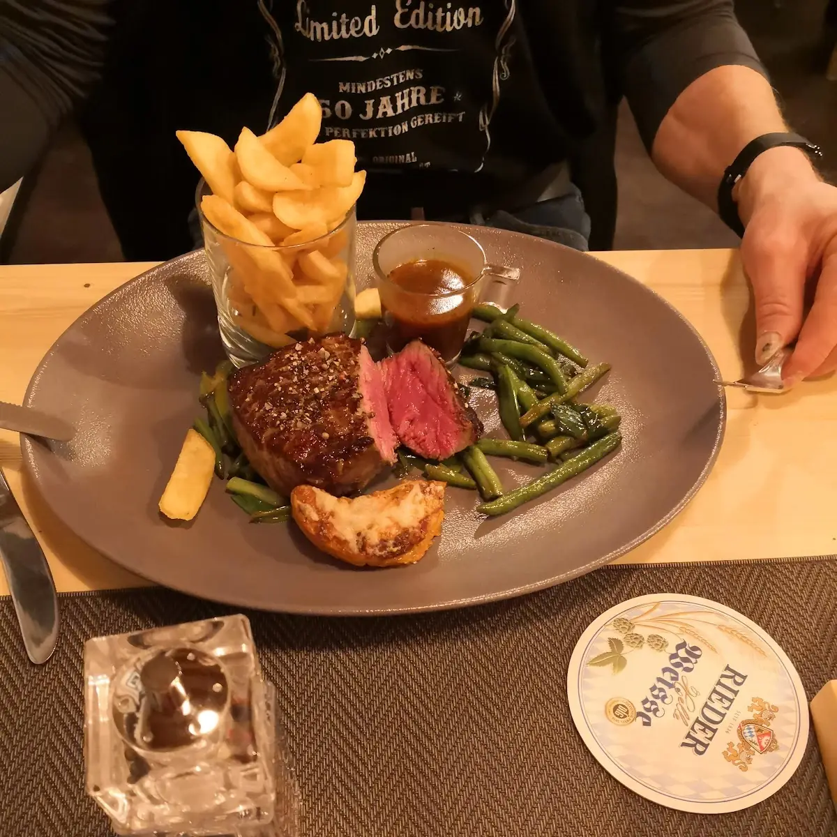 Steak Mit Beilagen