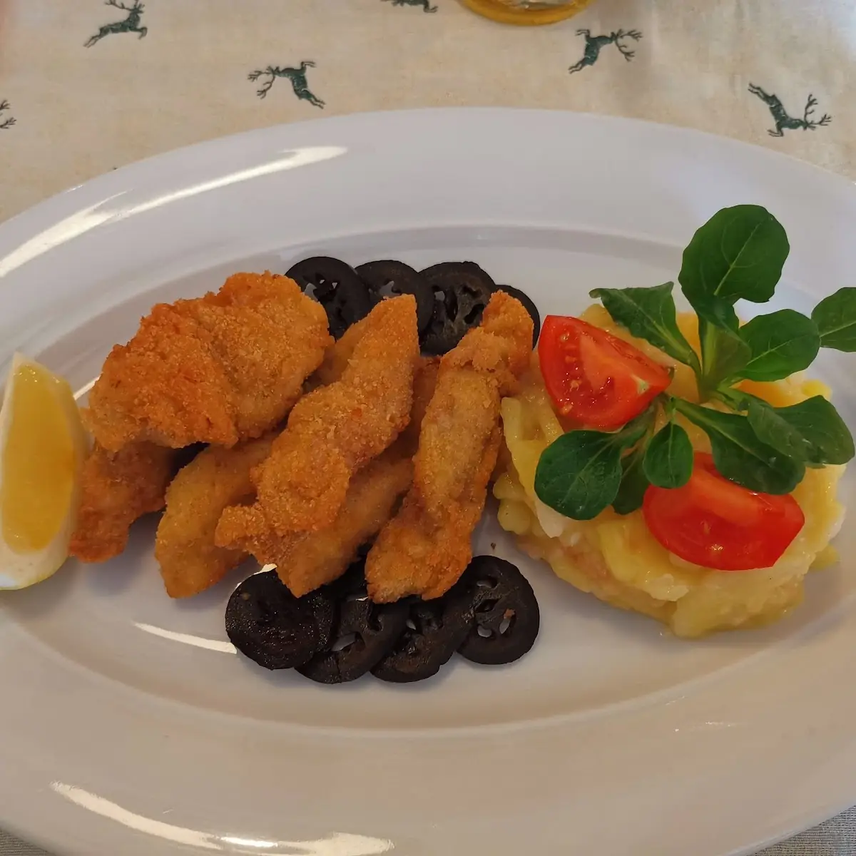 Geb Fasanenbrust M Vogerl Kartoffelsalat