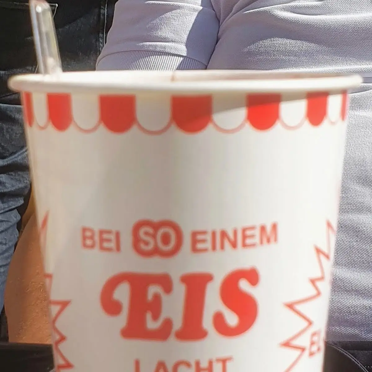 Eisbecher Mit Gemischtem Eis