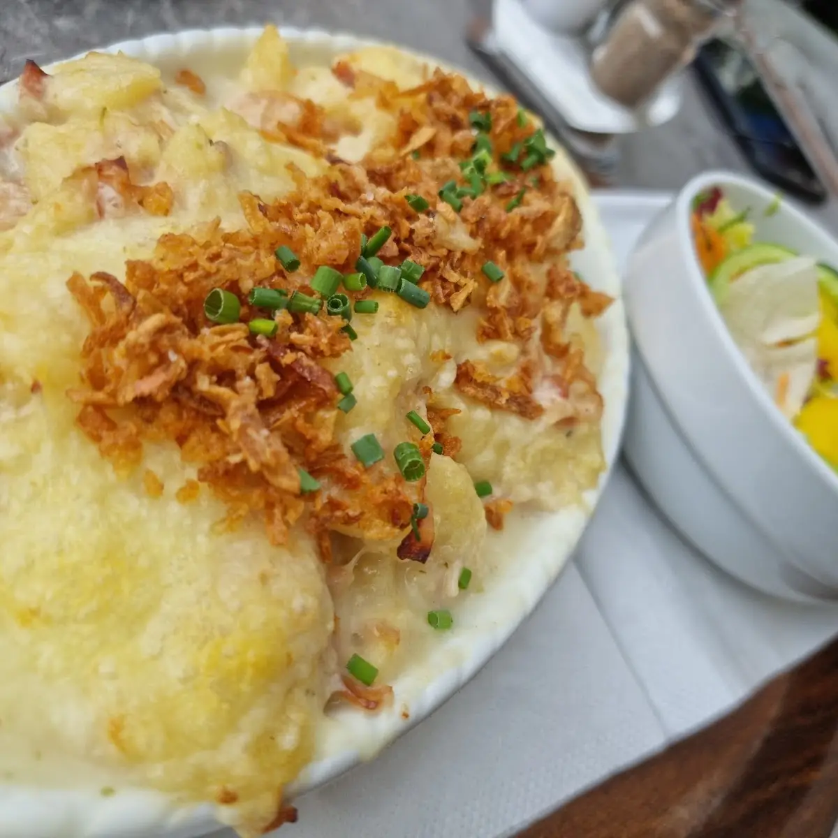 Überbacken Schinkenfleckerl