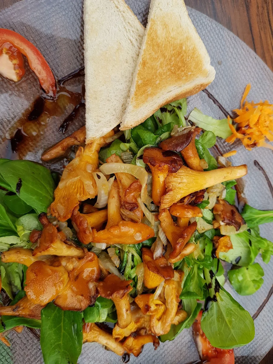 Salat Mit Pfifferlingen
