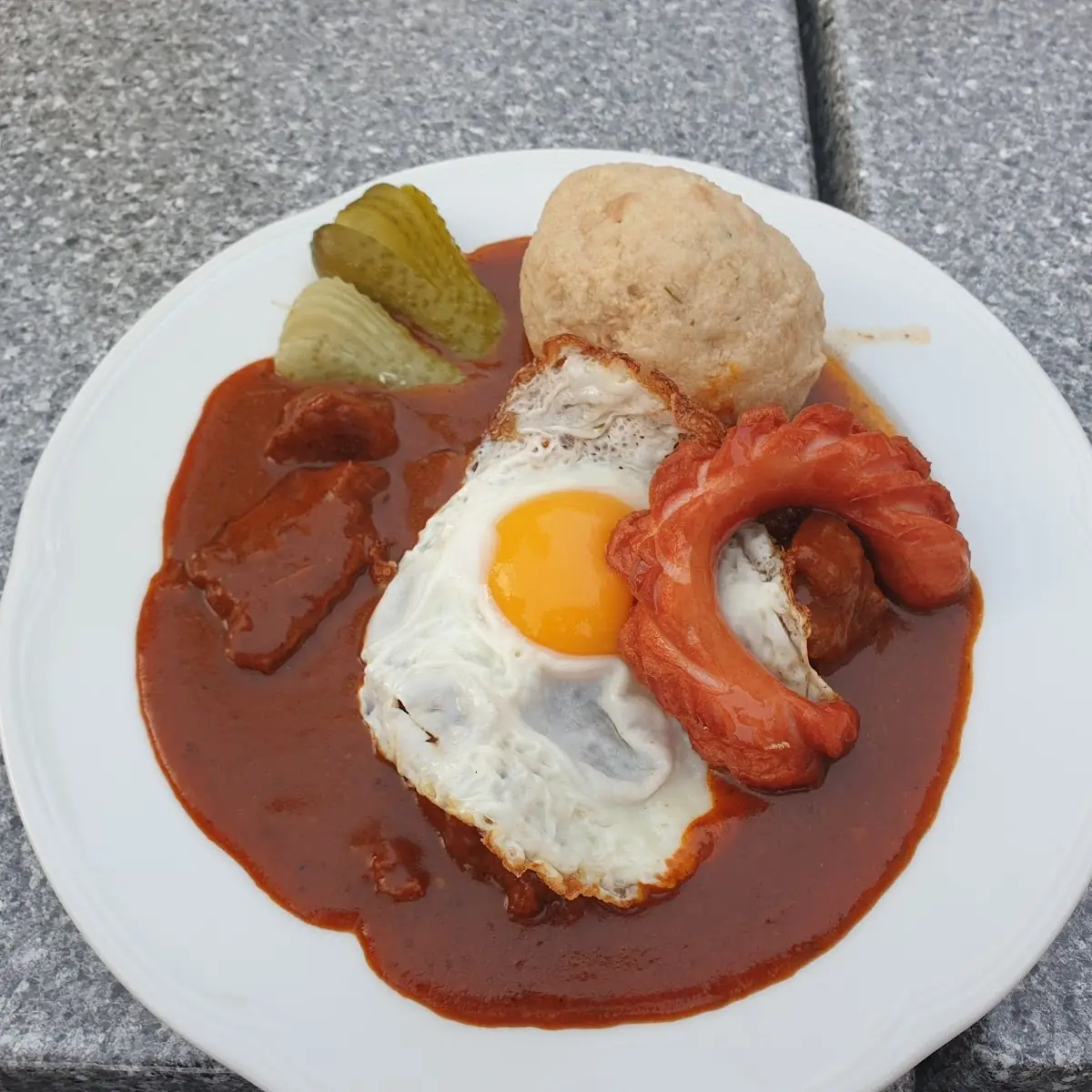 Herrengulasch