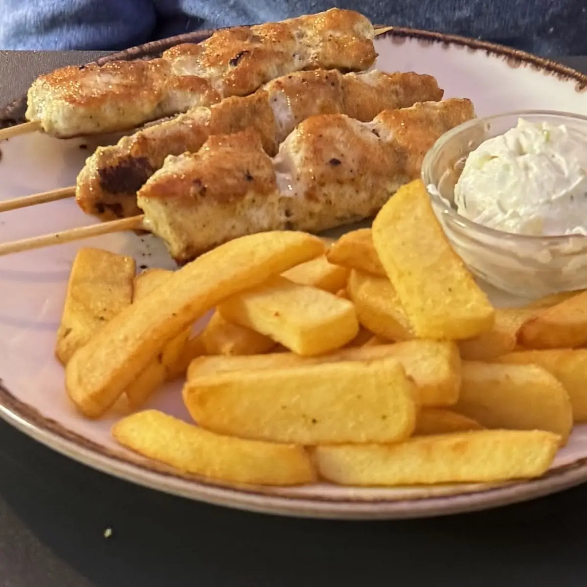 Gegrillter Hähnchenspieß