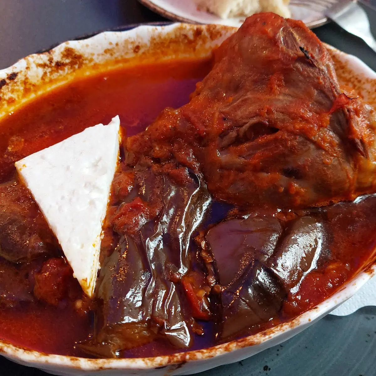 Lammstelze Mit Melanzani