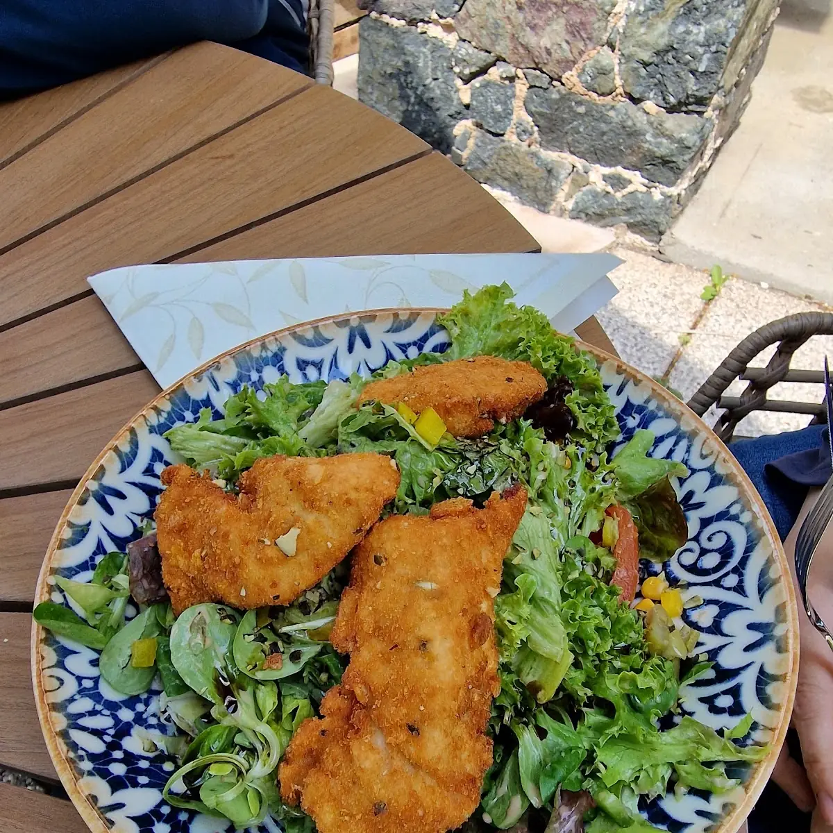 Gemischter Salat Mit Backhendlstreifen