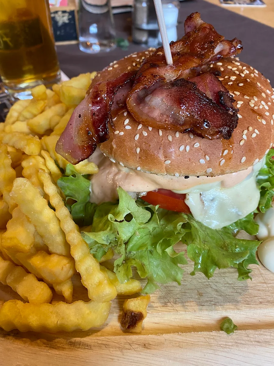 Dikt N Alm Burger