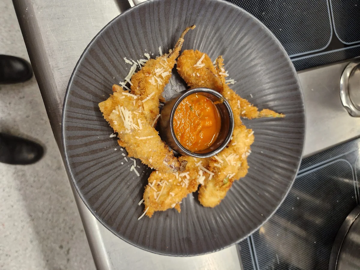 Knusprige Melanzani