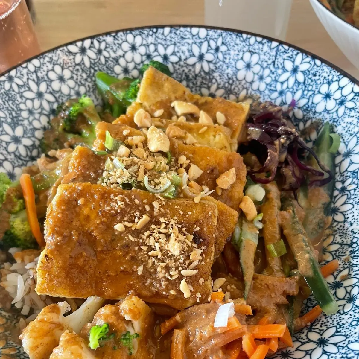 Peanut Tofu Bowl