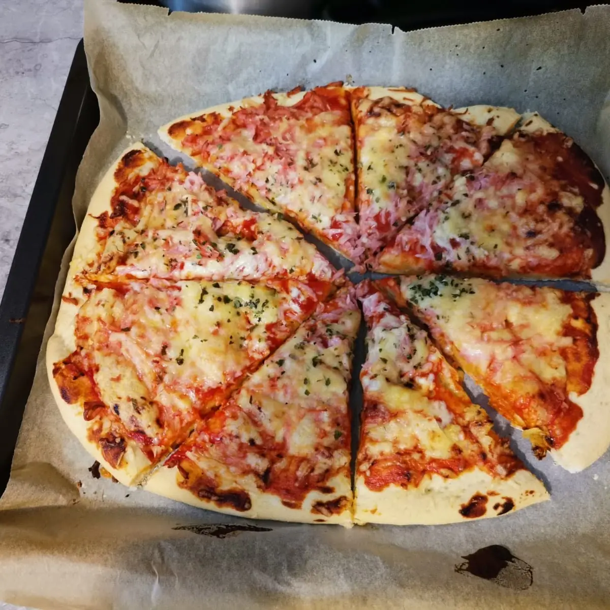 Pizzaaaaaaa, Arena