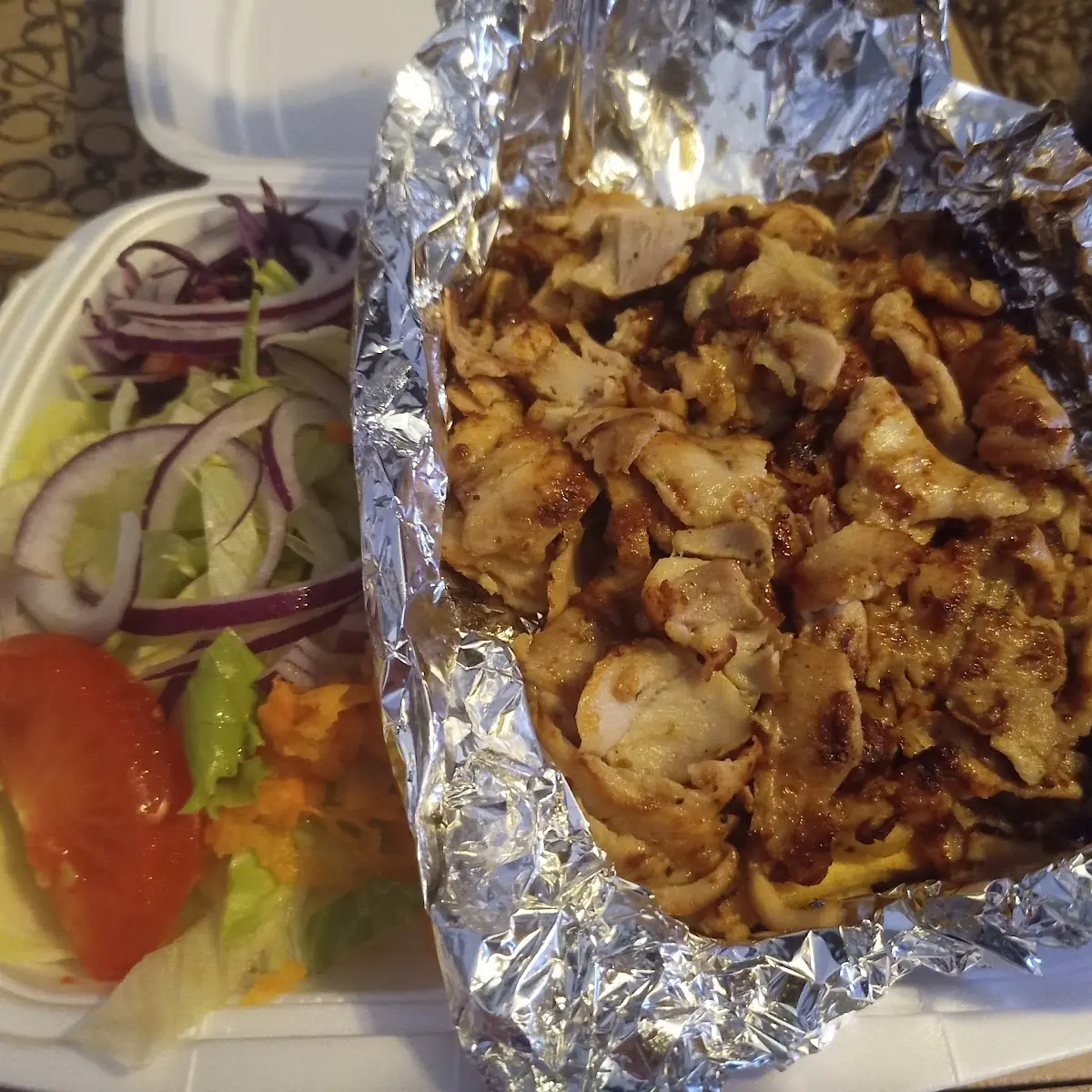 Kebap Teller mit Pommes frites