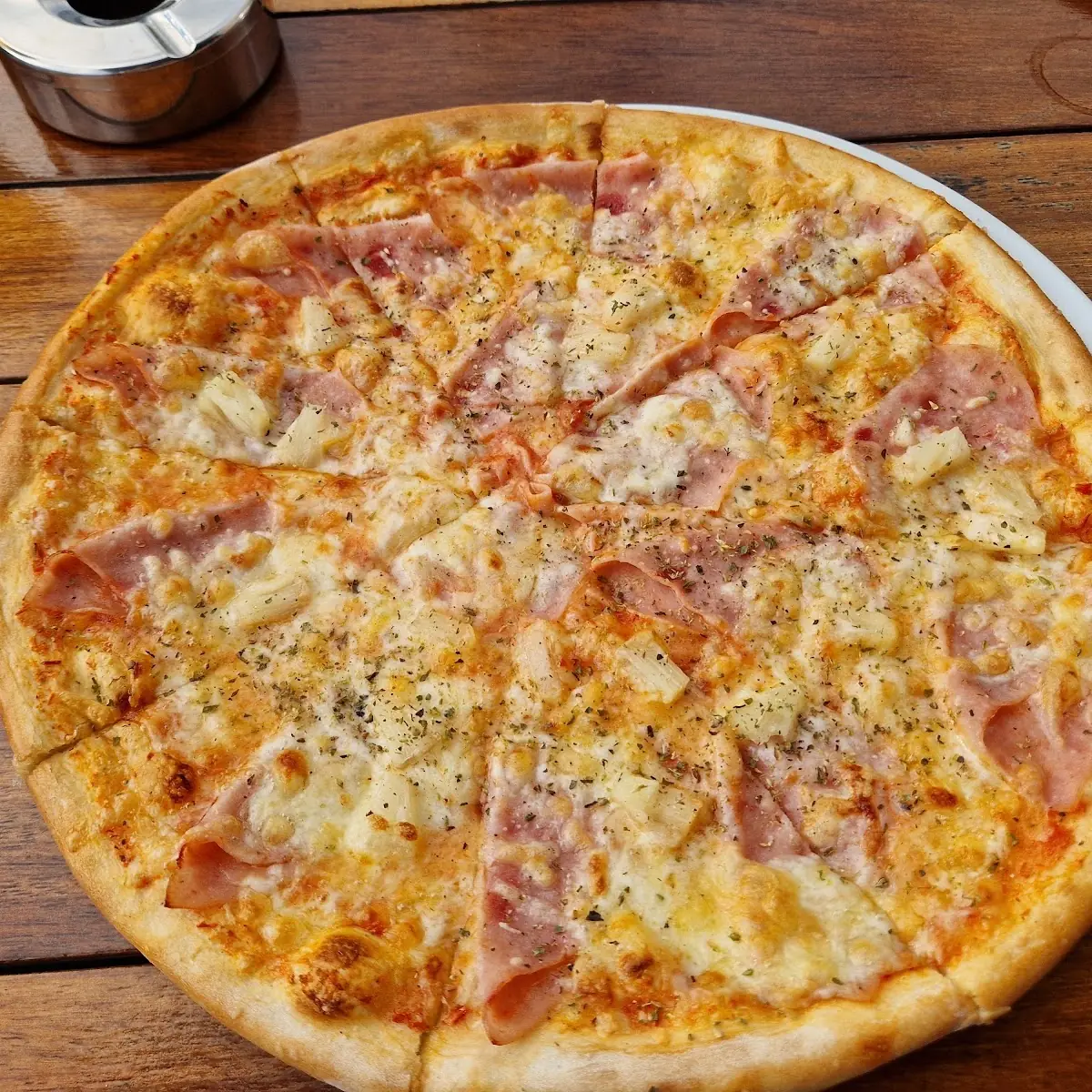 Hawaiian Pizza
