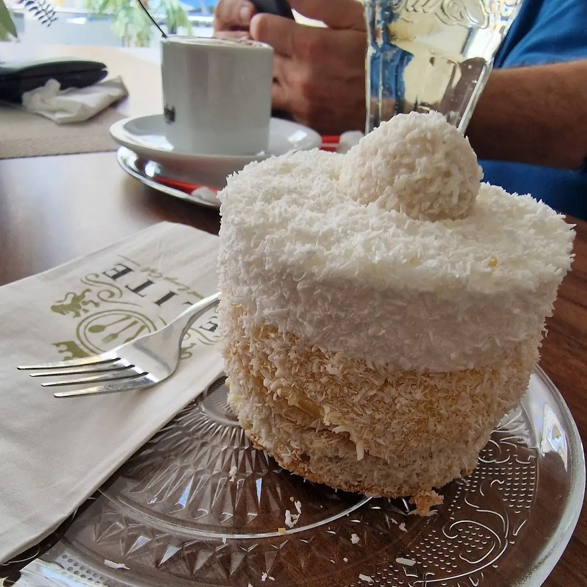 Rafailo Cake