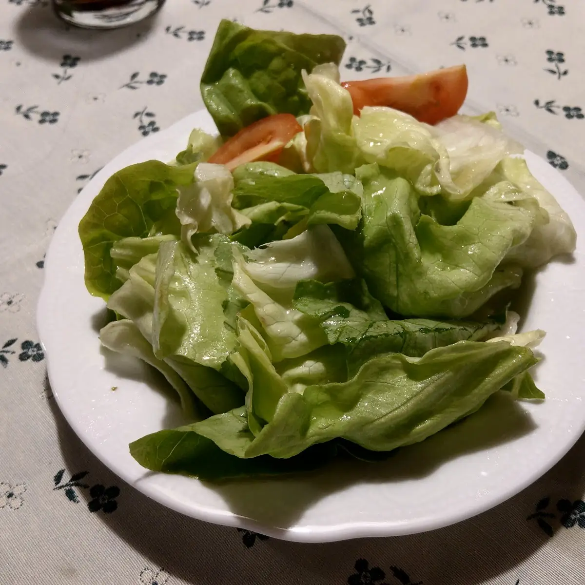 Grüner Beilagensalat