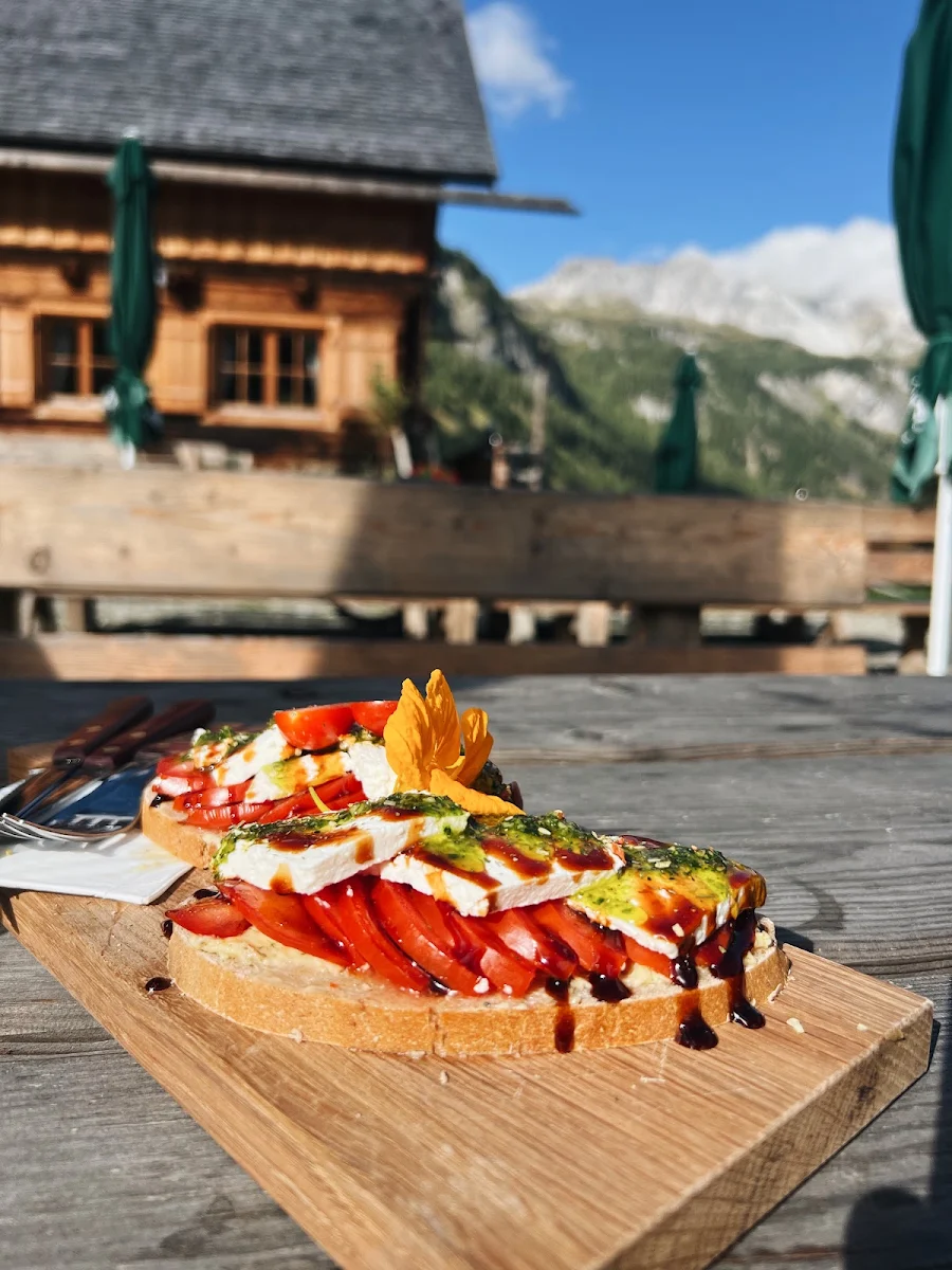 Alm Caprese