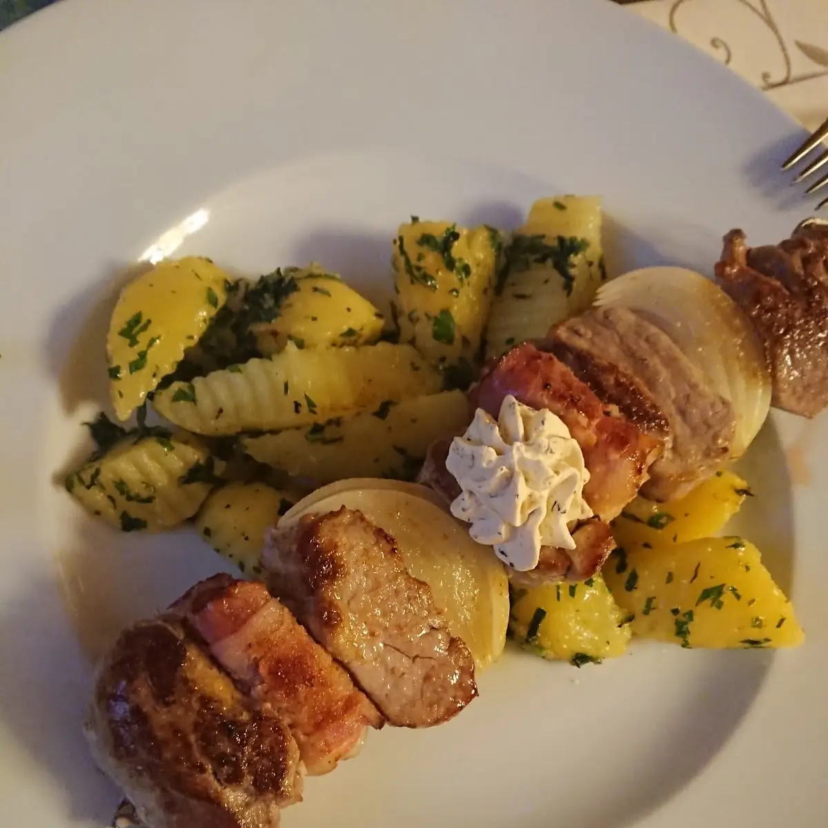 Spieß Mit Erdäpfel